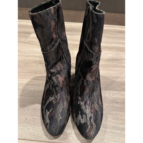 Summit Shaw White Mountain Womens Boots Black Camo Block Heel Ankle Boot 41 - Picture 2 of 8